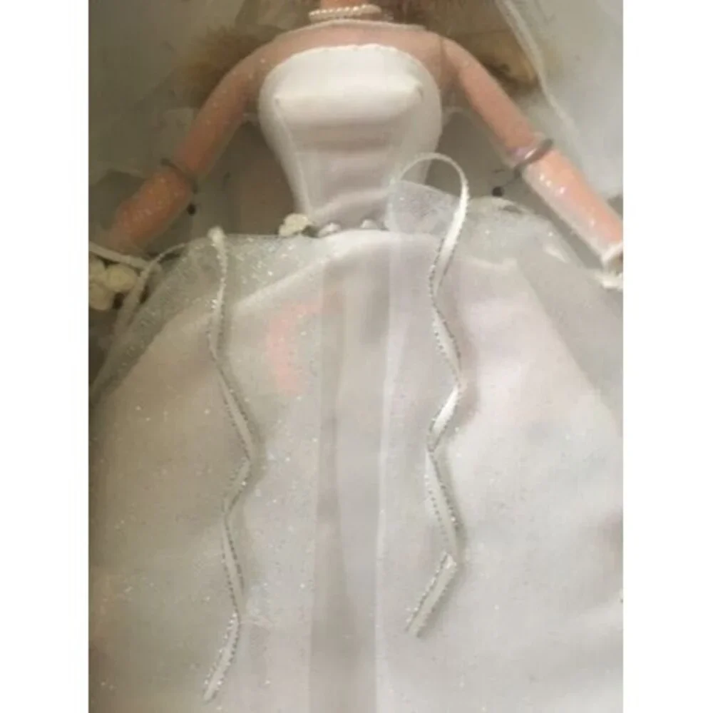 Blushing Bride Blond Caucasian 